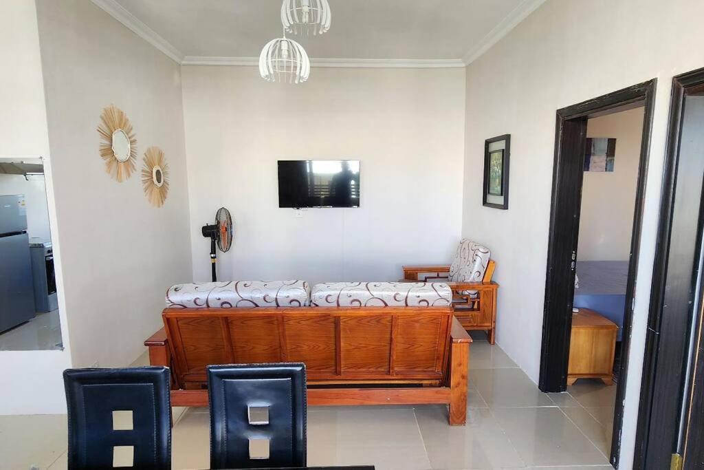 Number 9, 2Nd Floor,Pebble Bay Appartments Grand Bay Luaran gambar